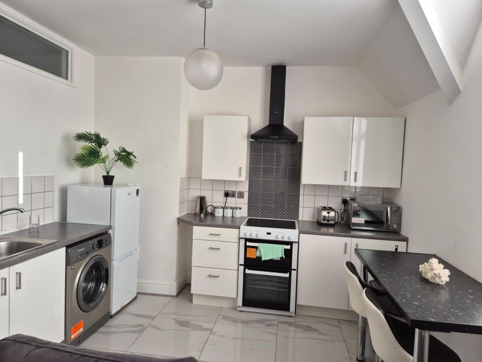 Affordably Elegant Apartments Close To Coop Live, Etihad Stadium And Manchester City Centre Exterior photo