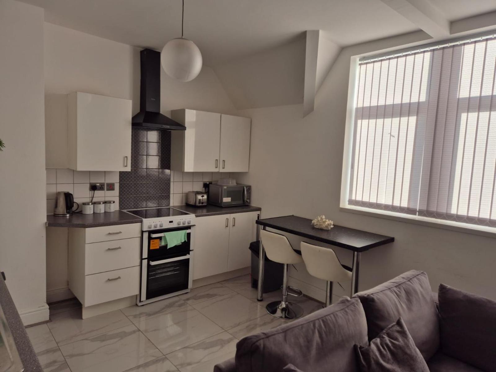 Affordably Elegant Apartments Close To Coop Live, Etihad Stadium And Manchester City Centre Exterior photo