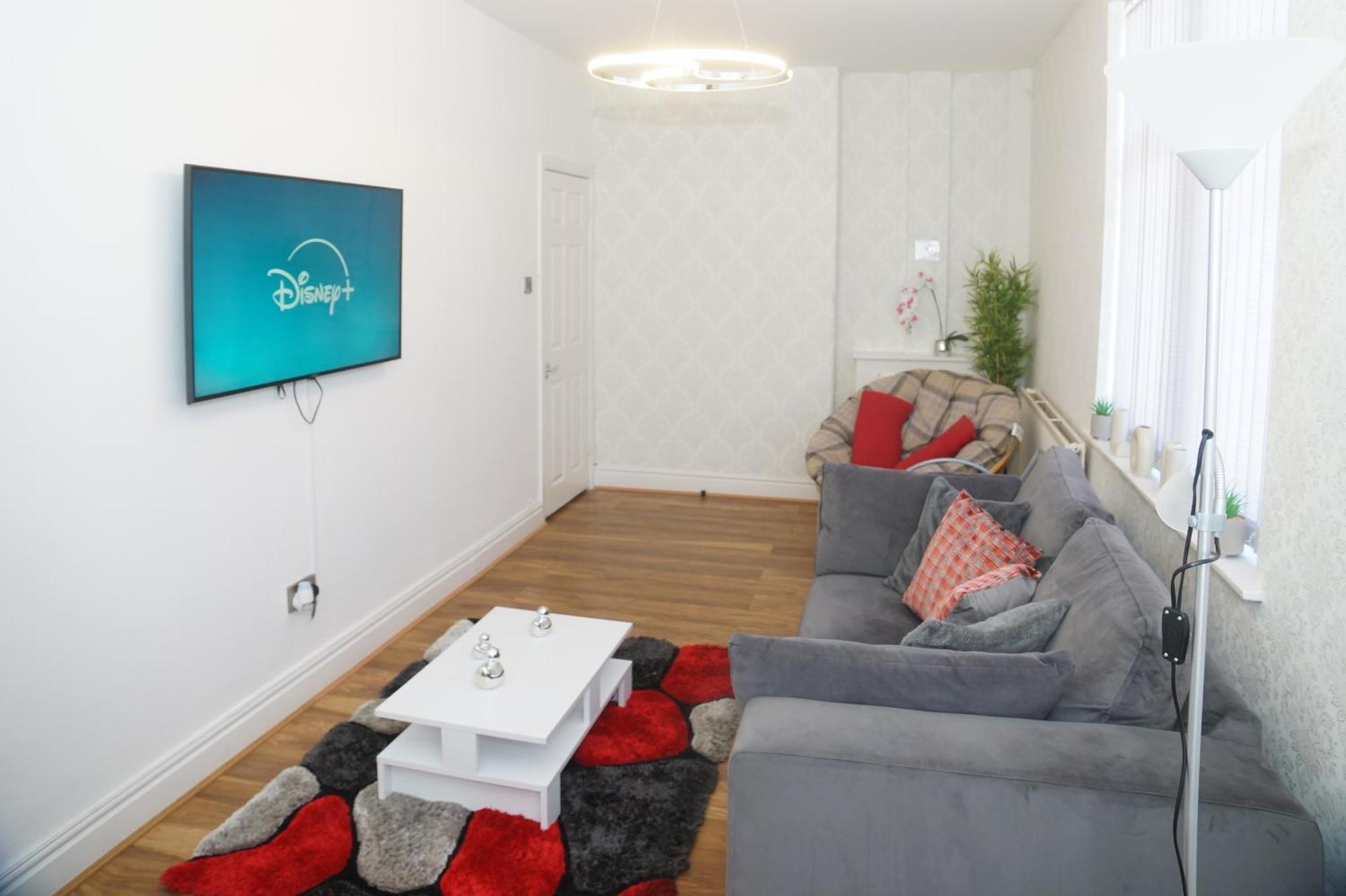 Affordably Elegant Apartments Close To Coop Live, Etihad Stadium And Manchester City Centre Exterior photo