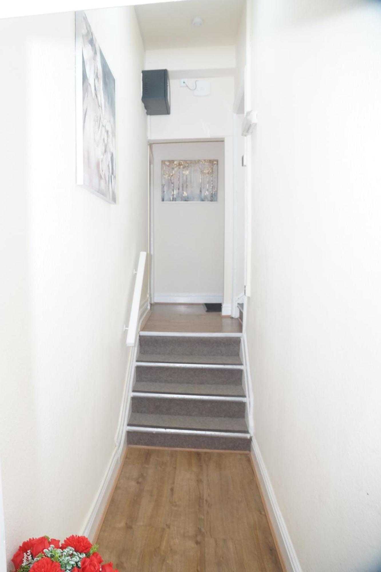 Affordably Elegant Apartments Close To Coop Live, Etihad Stadium And Manchester City Centre Exterior photo