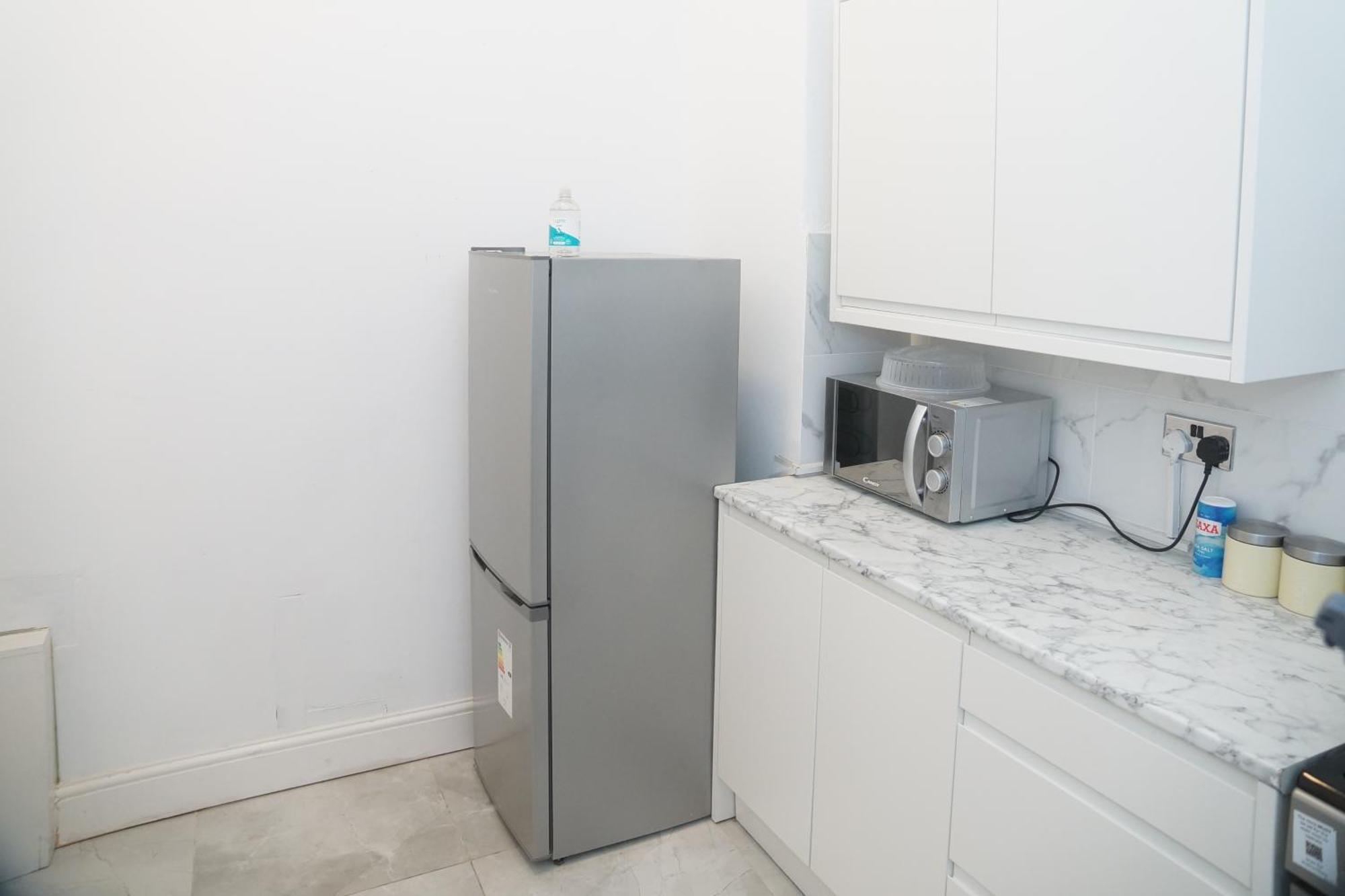 Affordably Elegant Apartments Close To Coop Live, Etihad Stadium And Manchester City Centre Exterior photo