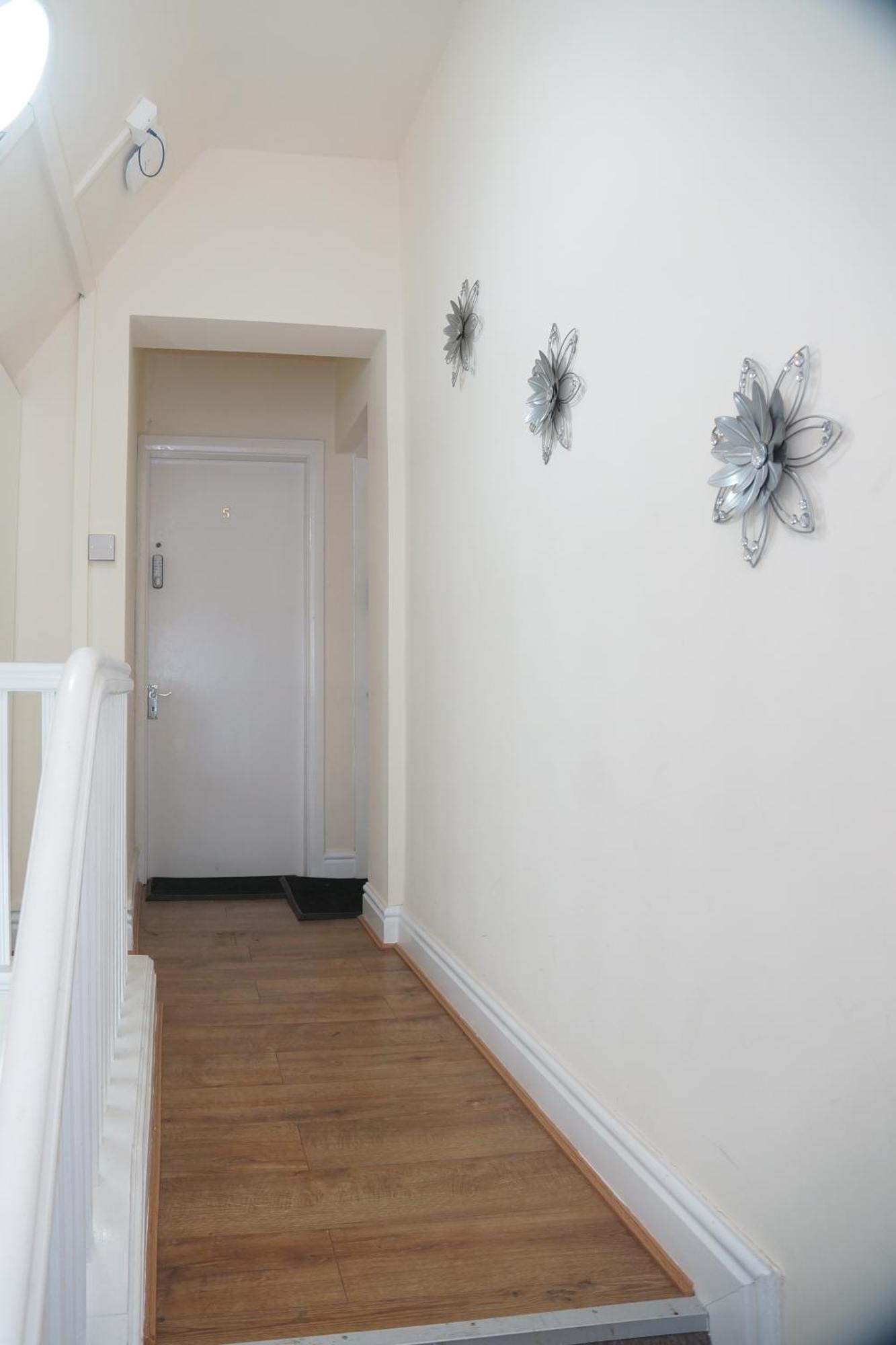 Affordably Elegant Apartments Close To Coop Live, Etihad Stadium And Manchester City Centre Exterior photo