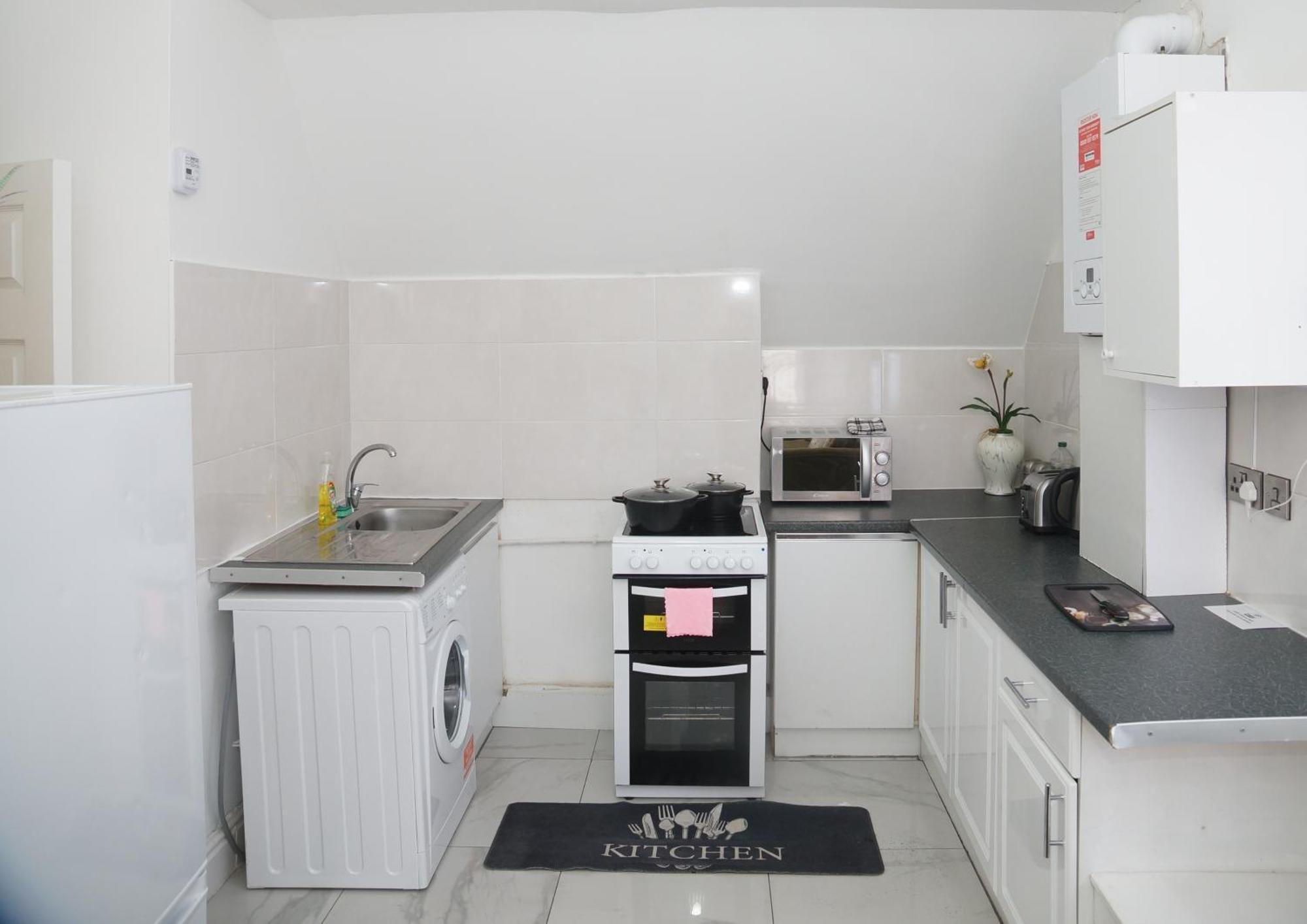 Affordably Elegant Apartments Close To Coop Live, Etihad Stadium And Manchester City Centre Exterior photo